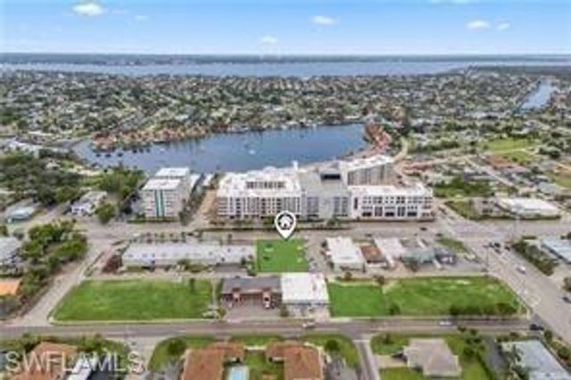 429 Cape Coral PKWY E, Cape Coral, FL 33904