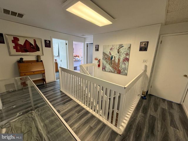 1071 E LANDIS AVE, Vineland, NJ 08360