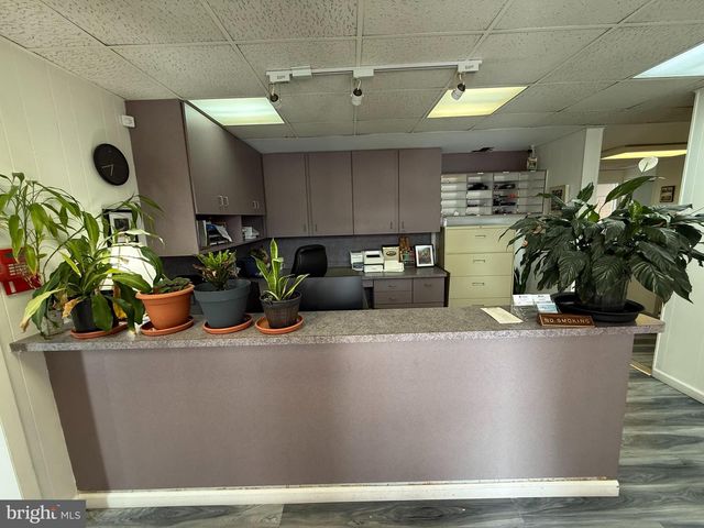 1071 E LANDIS AVE, Vineland, NJ 08360