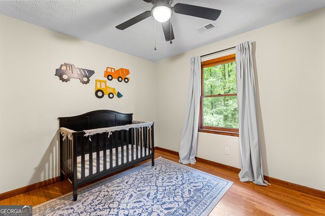 220 Essex Circle, Fayetteville, GA 30215