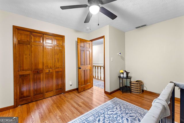 220 Essex Circle, Fayetteville, GA 30215