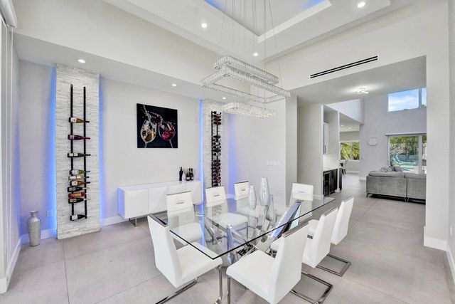 11201 SW 3rd Street, Plantation, FL 33325