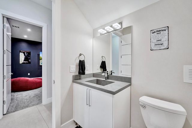 11201 SW 3rd Street, Plantation, FL 33325
