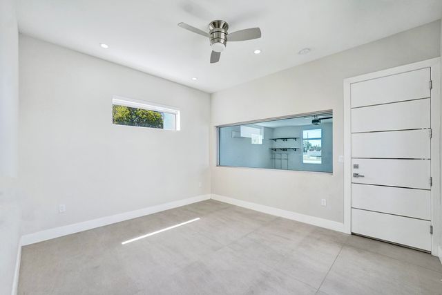 11201 SW 3rd Street, Plantation, FL 33325
