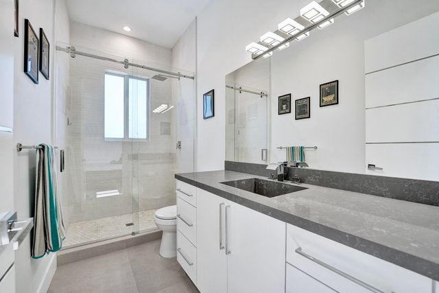 11201 SW 3rd Street, Plantation, FL 33325