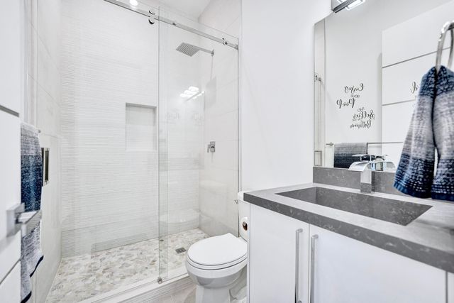 11201 SW 3rd Street, Plantation, FL 33325