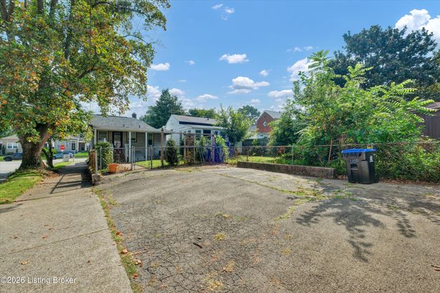 1100 Goss Ave, Louisville, KY 40217