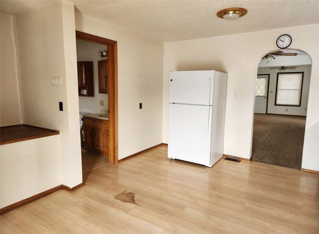 118 E Madison Street, Knoxville, IA 50138