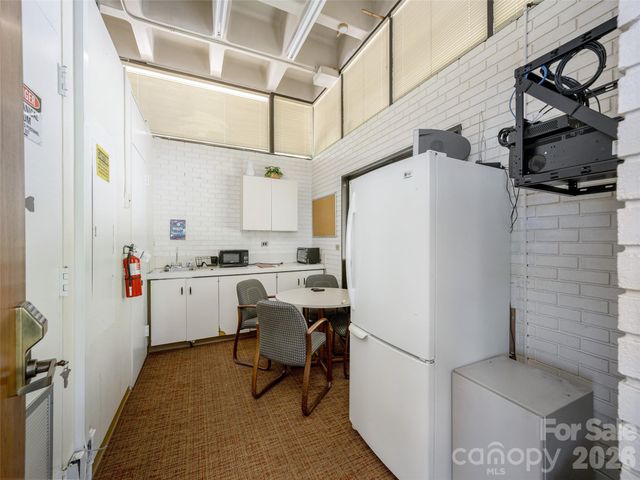 1375 Patton Avenue, Asheville, NC 28806