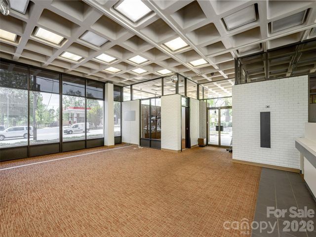 1375 Patton Avenue, Asheville, NC 28806
