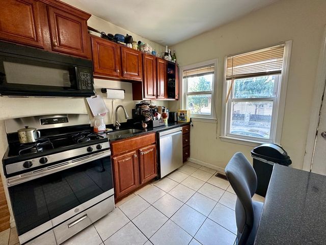 30 Linden St 30, Boston, MA 02134