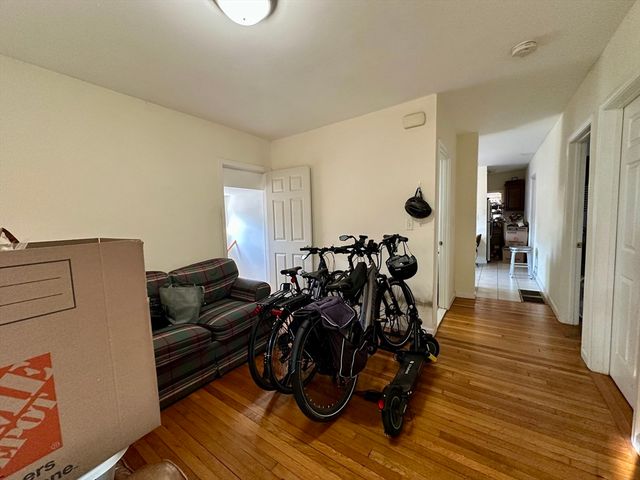 30 Linden St 30, Boston, MA 02134