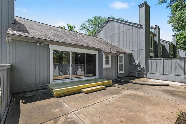 12200 W 79th Terrace, Lenexa, KS 66215