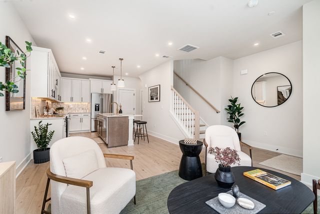 122 Zola Alley, N, Nashville, TN 37209