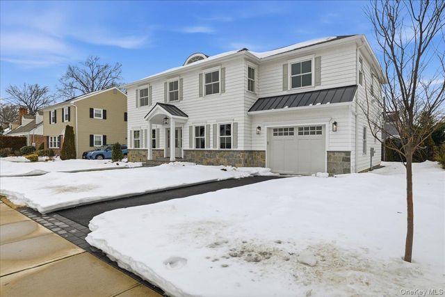 135 Adams Street, Garden City, NY 11530