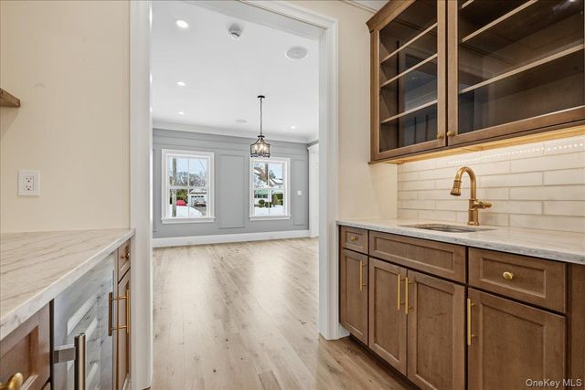 135 Adams Street, Garden City, NY 11530