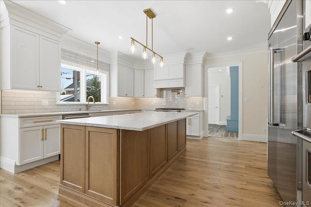 135 Adams Street, Garden City, NY 11530