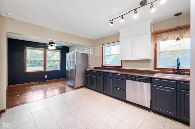 6546 Derbyshire Road, Indianapolis, IN 46227