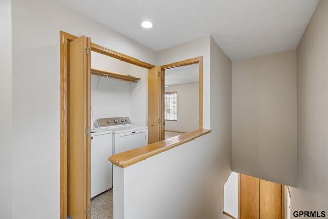 1247 Turtle Creek Road, Lincoln, NE 68521