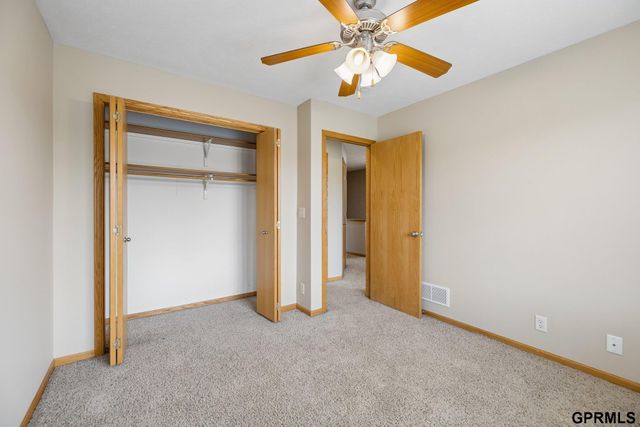 1247 Turtle Creek Road, Lincoln, NE 68521