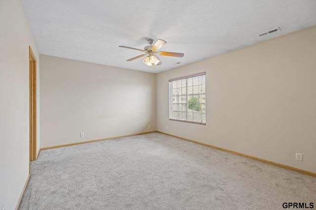 1247 Turtle Creek Road, Lincoln, NE 68521