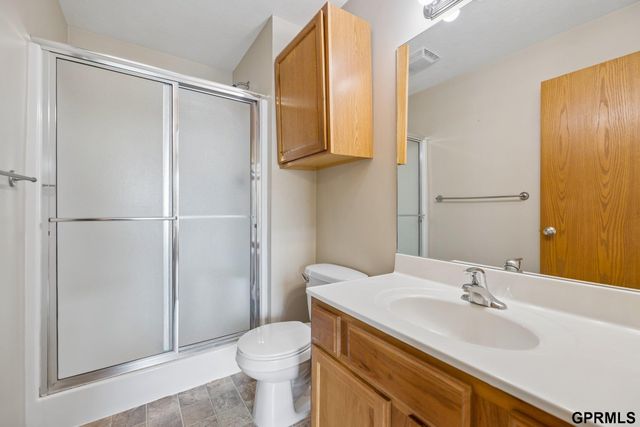 1247 Turtle Creek Road, Lincoln, NE 68521