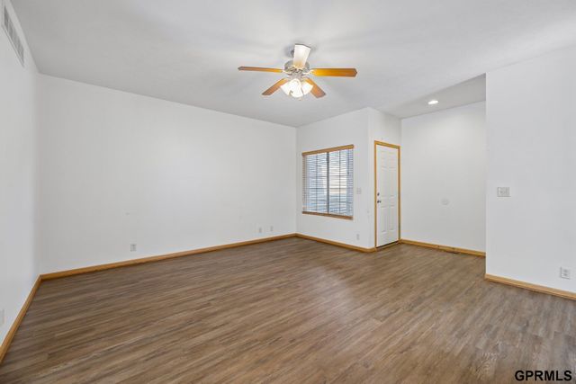 1247 Turtle Creek Road, Lincoln, NE 68521
