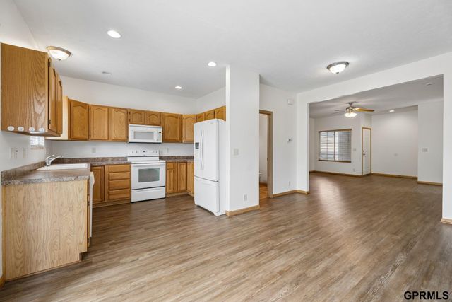 1247 Turtle Creek Road, Lincoln, NE 68521