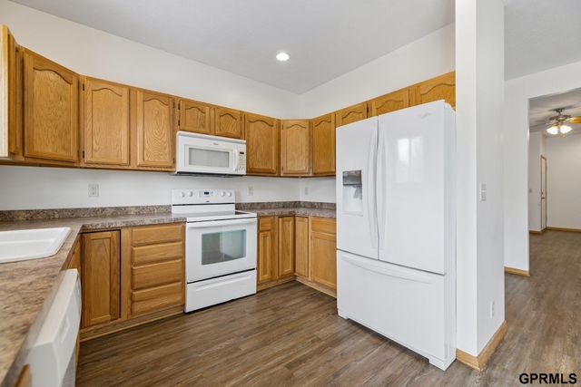 1247 Turtle Creek Road, Lincoln, NE 68521