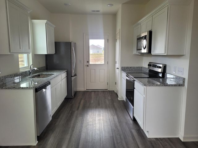 1212 Carriage Wood Circle, Ridgeville, SC 29472