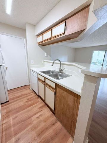 315 WYMORE ROAD 101, Altamonte Springs, FL 32714