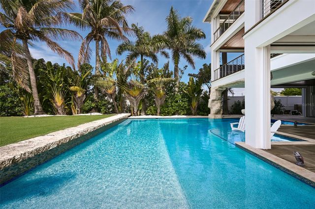 2110 PALMA SOLA BOULEVARD, Bradenton, FL 34209