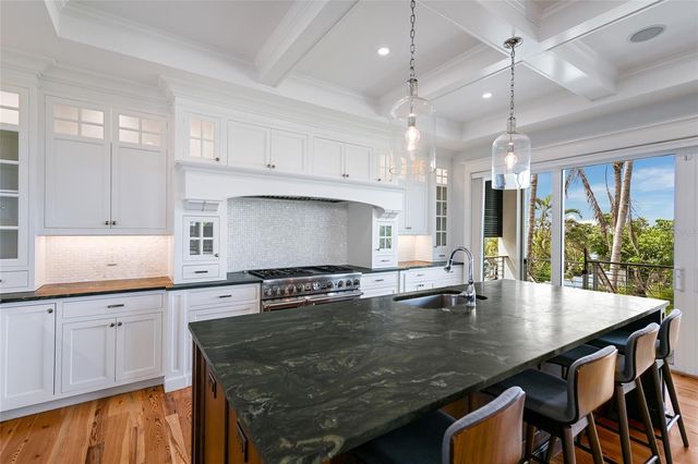 2110 PALMA SOLA BOULEVARD, Bradenton, FL 34209