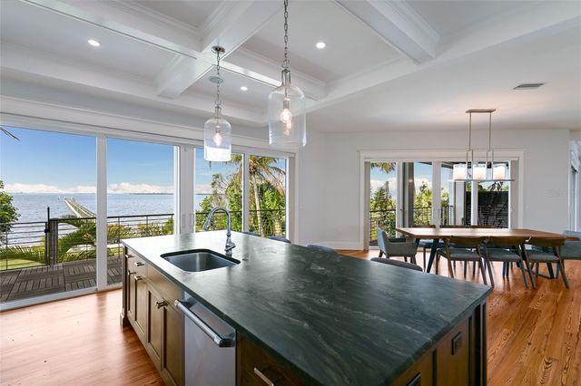 2110 PALMA SOLA BOULEVARD, Bradenton, FL 34209