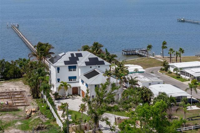 2110 PALMA SOLA BOULEVARD, Bradenton, FL 34209