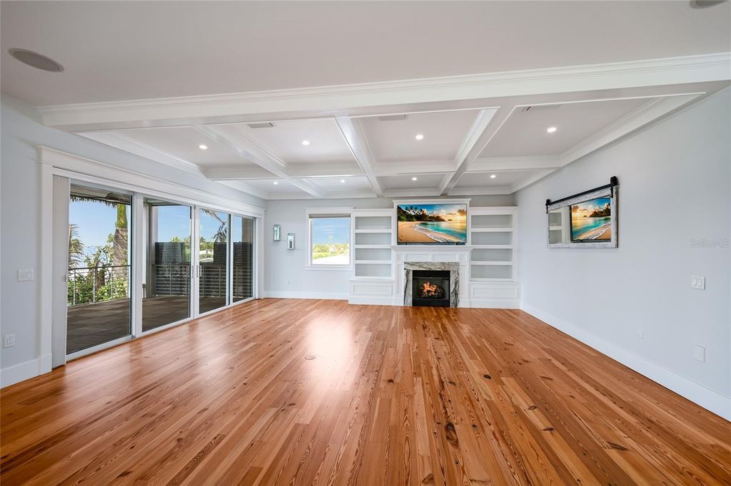 Image 14 of property listing at 2110 PALMA SOLA BOULEVARD, Bradenton, FL 34209