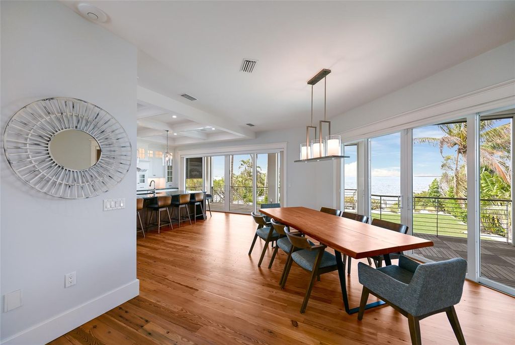 Image 22 of property listing at 2110 PALMA SOLA BOULEVARD, Bradenton, FL 34209