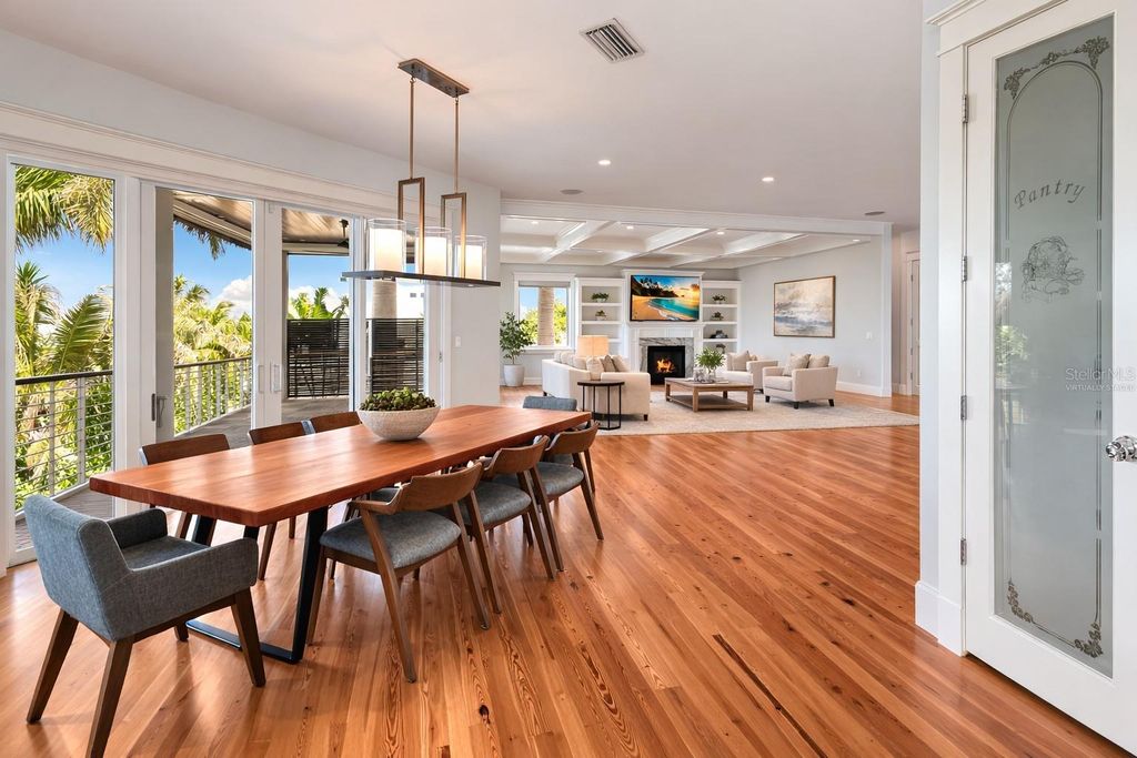 Image 23 of property listing at 2110 PALMA SOLA BOULEVARD, Bradenton, FL 34209