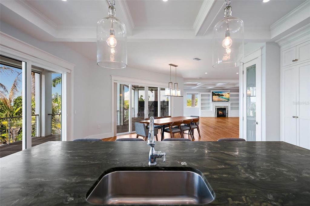 Image 28 of property listing at 2110 PALMA SOLA BOULEVARD, Bradenton, FL 34209