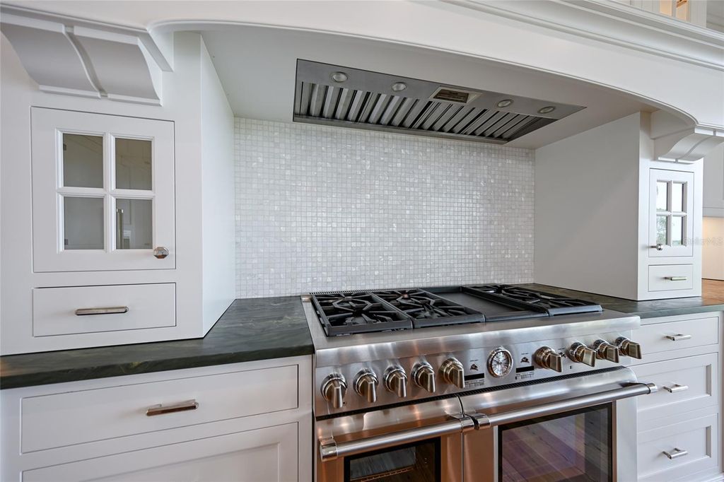 Image 30 of property listing at 2110 PALMA SOLA BOULEVARD, Bradenton, FL 34209