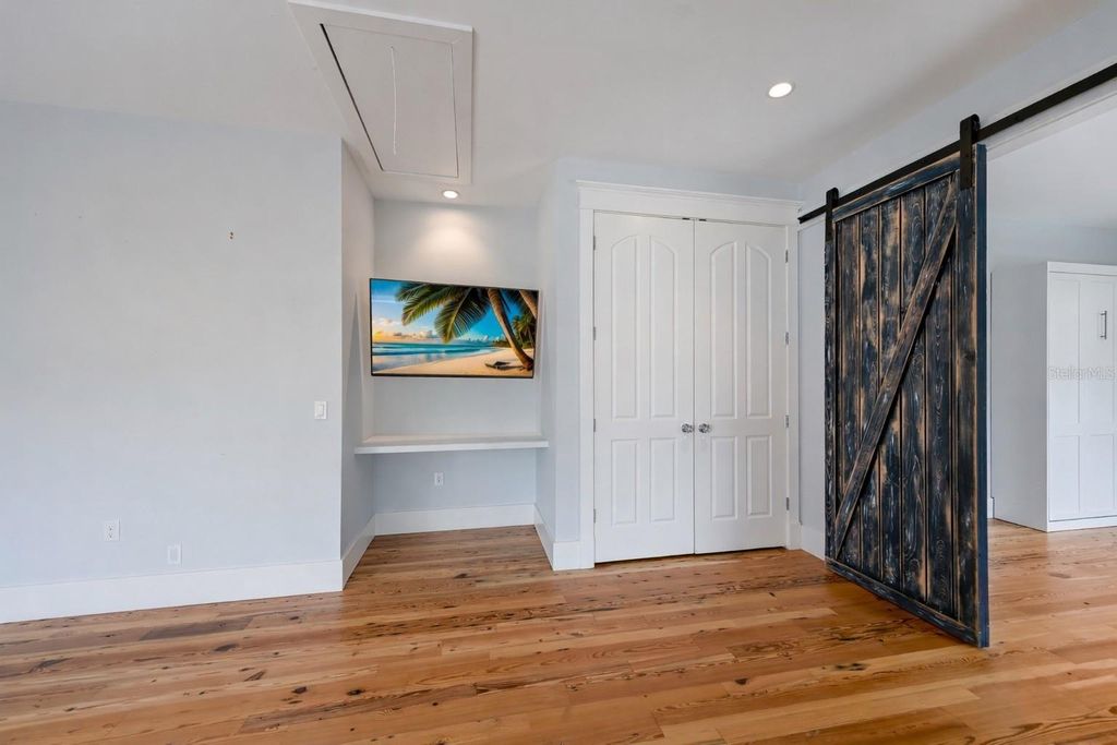 Image 34 of property listing at 2110 PALMA SOLA BOULEVARD, Bradenton, FL 34209