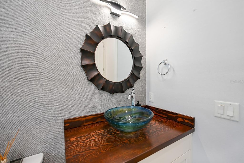 Image 46 of property listing at 2110 PALMA SOLA BOULEVARD, Bradenton, FL 34209