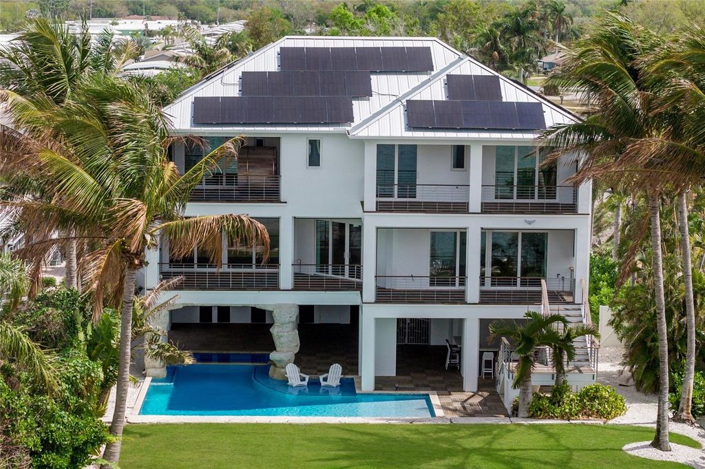 Image 6 of property listing at 2110 PALMA SOLA BOULEVARD, Bradenton, FL 34209