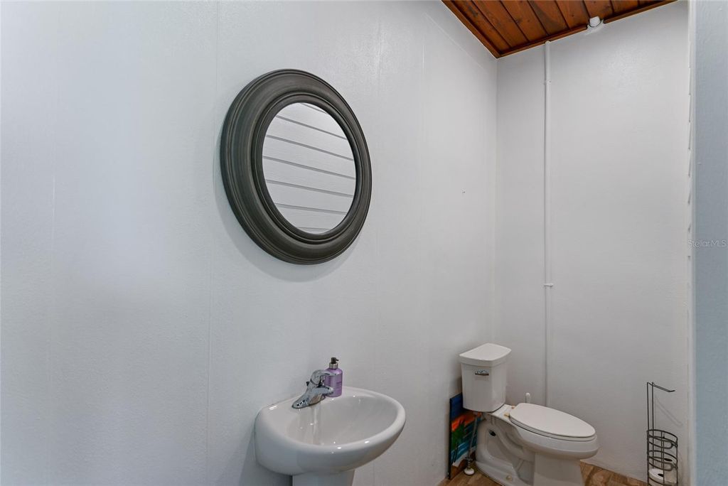 Image 74 of property listing at 2110 PALMA SOLA BOULEVARD, Bradenton, FL 34209