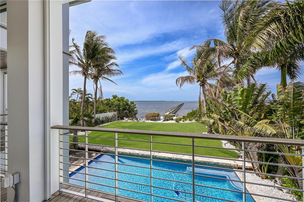 Image 78 of property listing at 2110 PALMA SOLA BOULEVARD, Bradenton, FL 34209