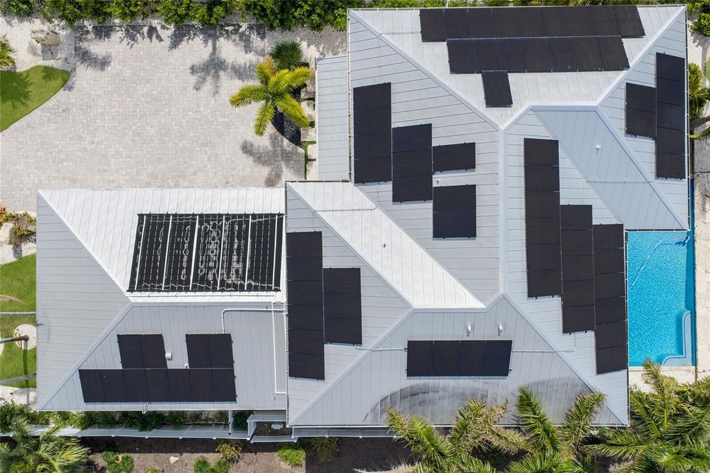 Image 86 of property listing at 2110 PALMA SOLA BOULEVARD, Bradenton, FL 34209