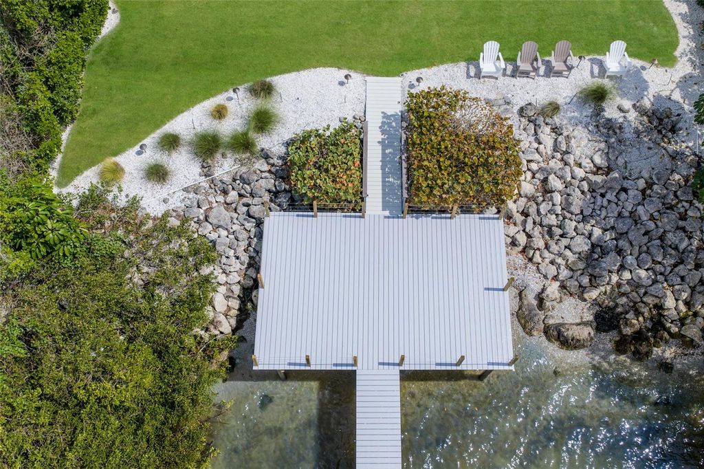 Image 92 of property listing at 2110 PALMA SOLA BOULEVARD, Bradenton, FL 34209