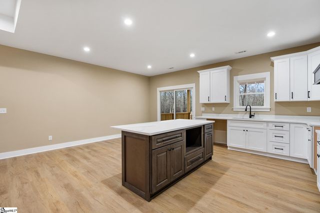 275A Paradise Vista Drive, Williamston, SC 29697