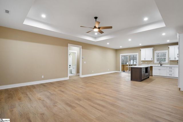 275A Paradise Vista Drive, Williamston, SC 29697