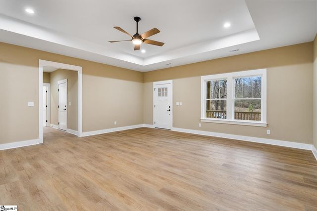 275A Paradise Vista Drive, Williamston, SC 29697